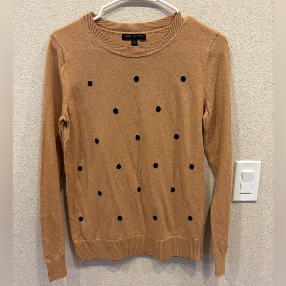 NWOT - Banana Republic Polka Dot Knit Sweater - Camel - Small